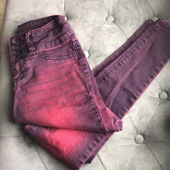 Hot Topic Denim - Red Purple Hot Topic Blackheart Super Skinny Jeans